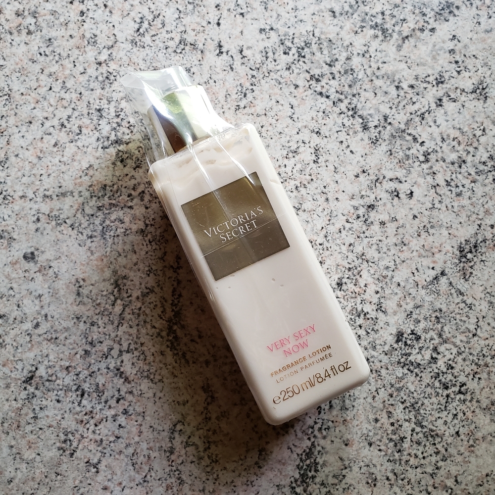 VS Very Sexy Now 2016 Lotion